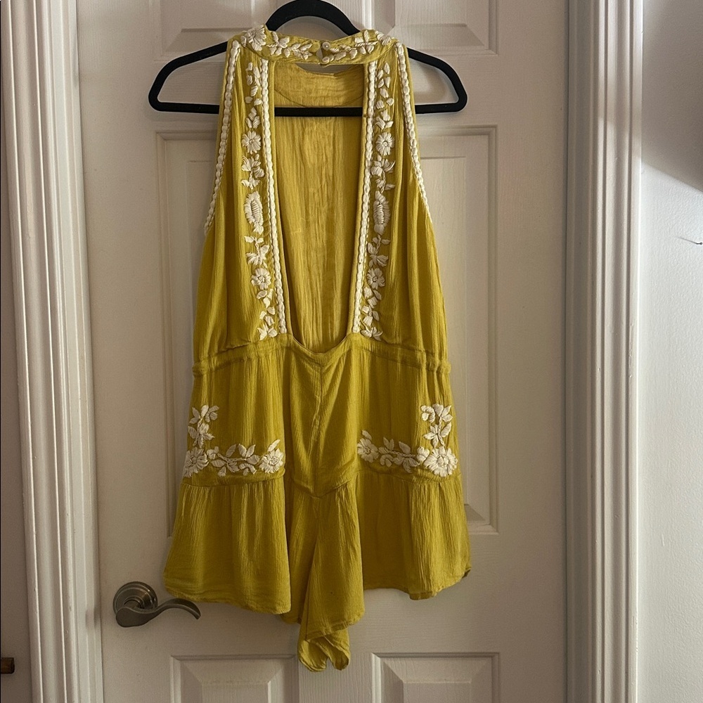 RAGA Sorrento High Neck Romper yellow embroidered medium tie waist - Picture 6 of 9